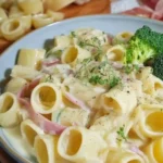 Nudeln in Käse Sahne Soße