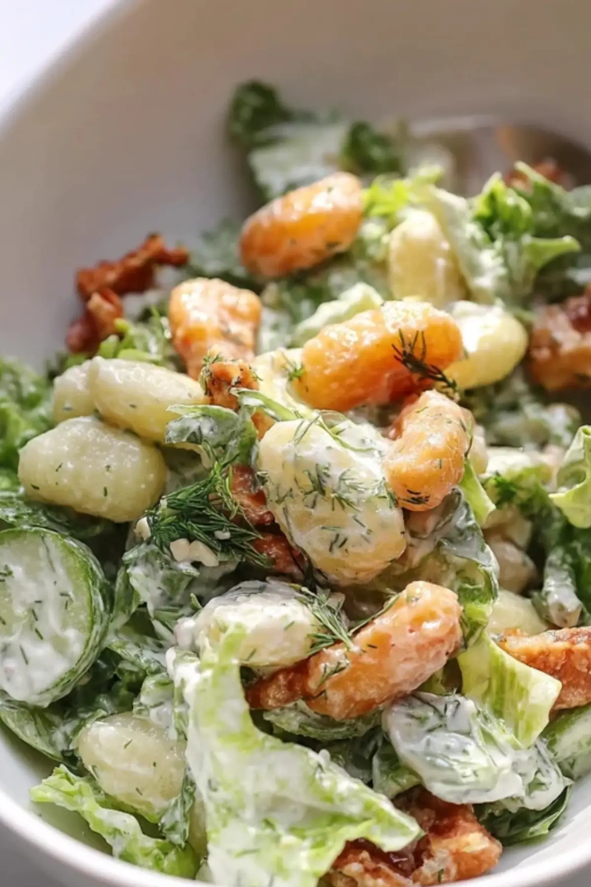 Gnocchi-Salat mit Joghurt-Dressing
