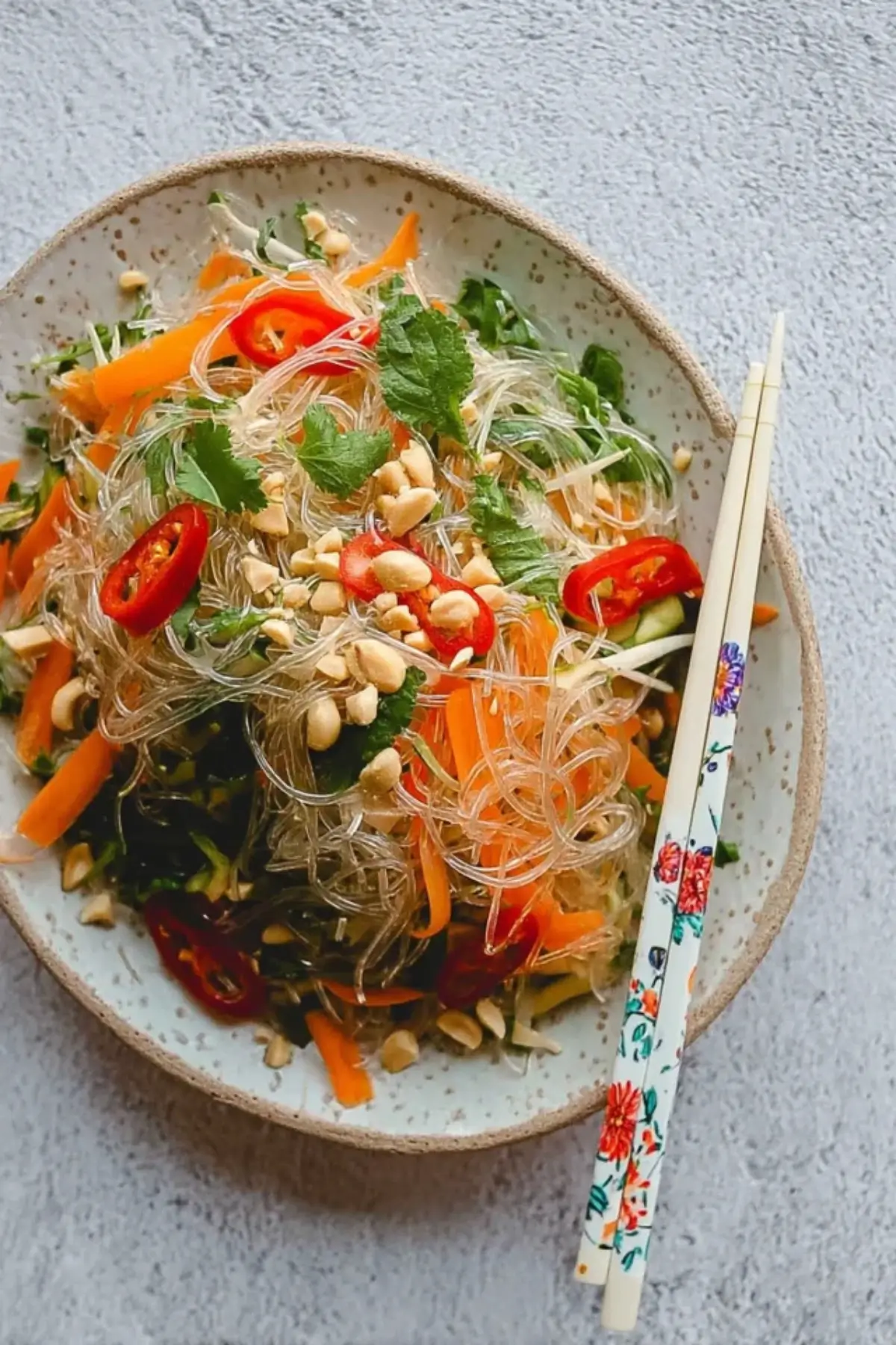 thailändischer glasnudelsalat