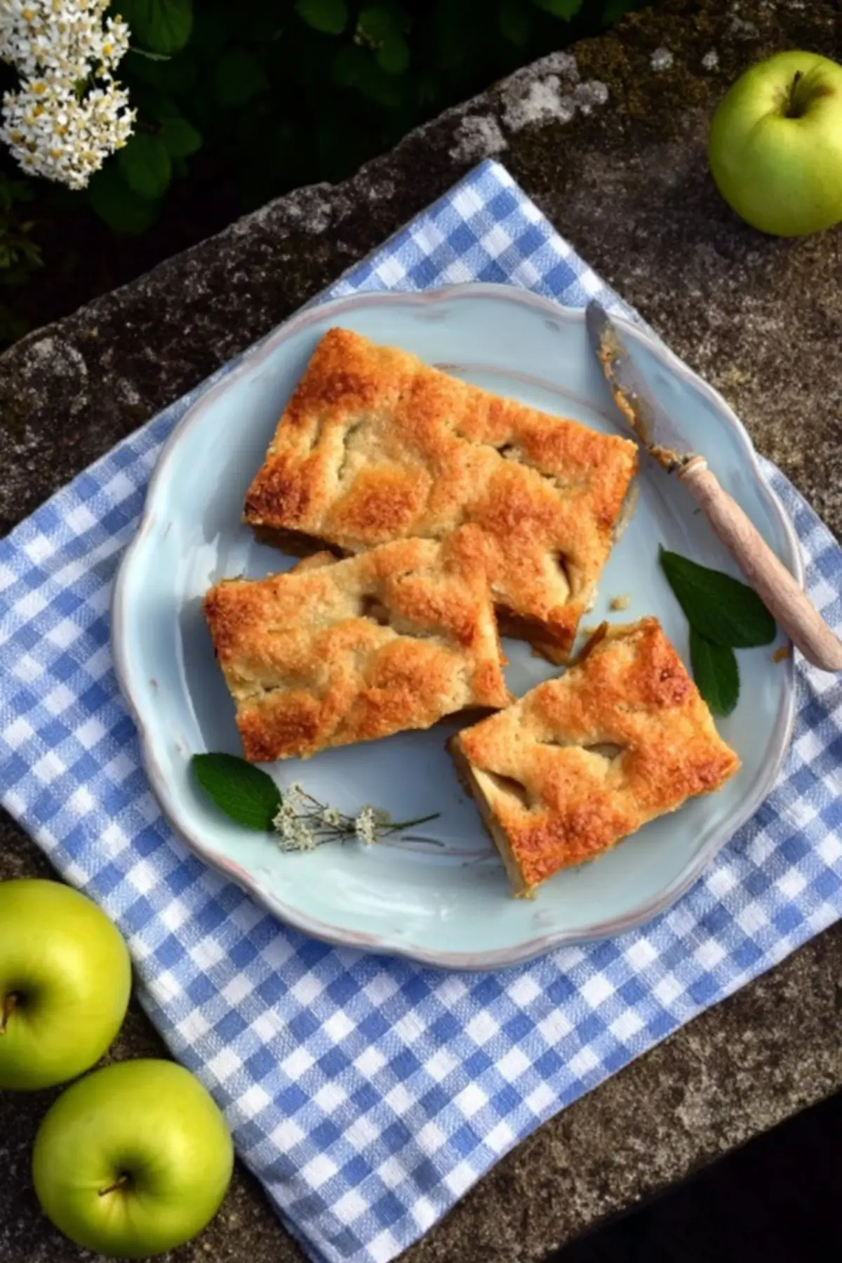 Mama's Bester Apfelkuchen vom Blech – 5 einfache Schritte für den ... Mama's Bester Apfelkuchen vom Blech – 5 einfache Schritte für den ...