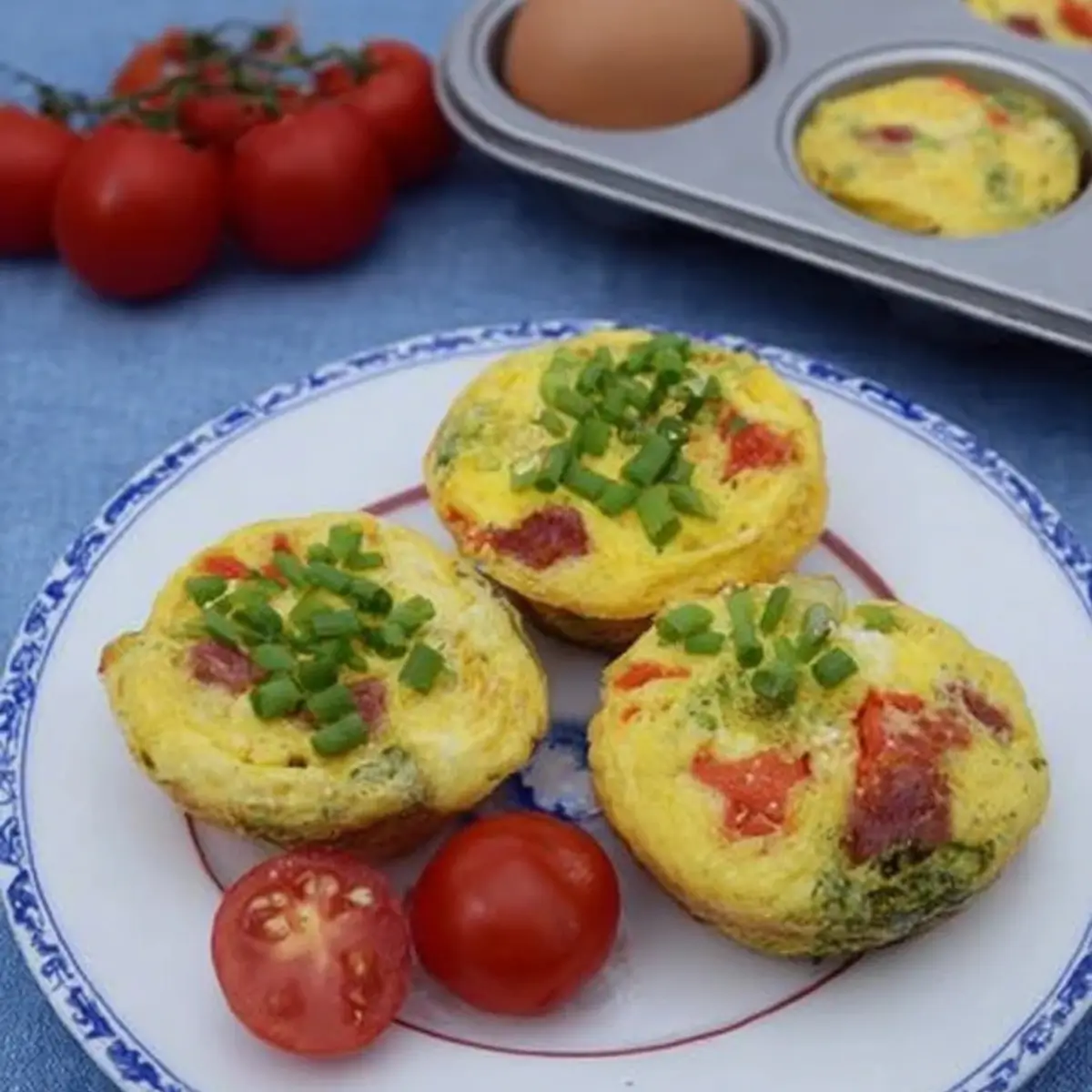 Kleine Omelette im Muffinblech – Einfaches Rezept für Frühstück und ...