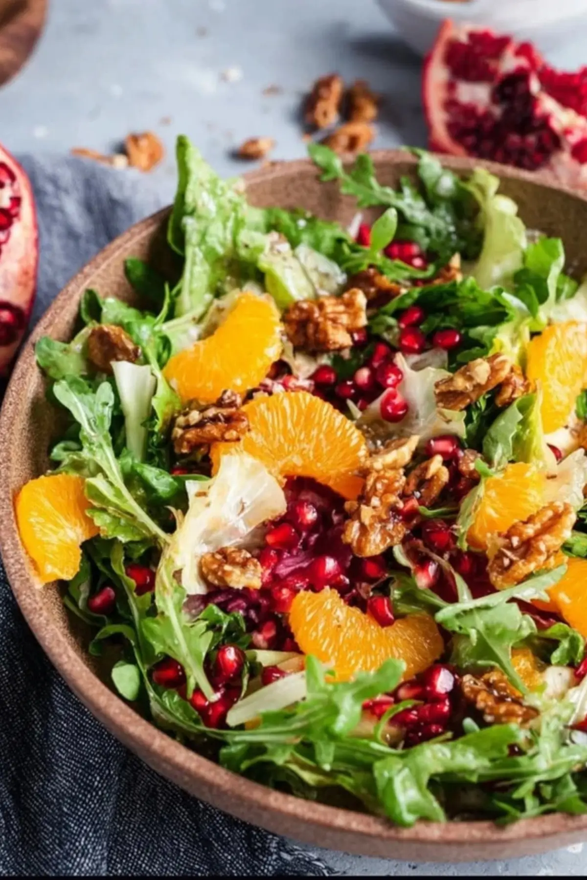 Wintersalat mit Granatapfel und Orangen