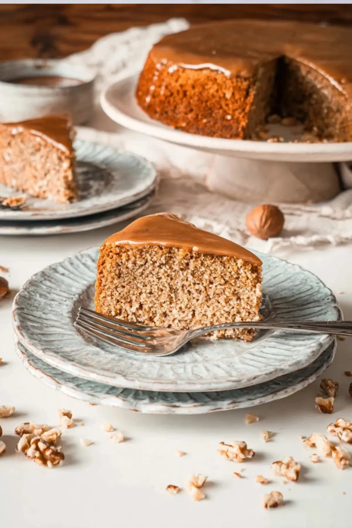 Super saftiger Nusskuchen mit Grieß