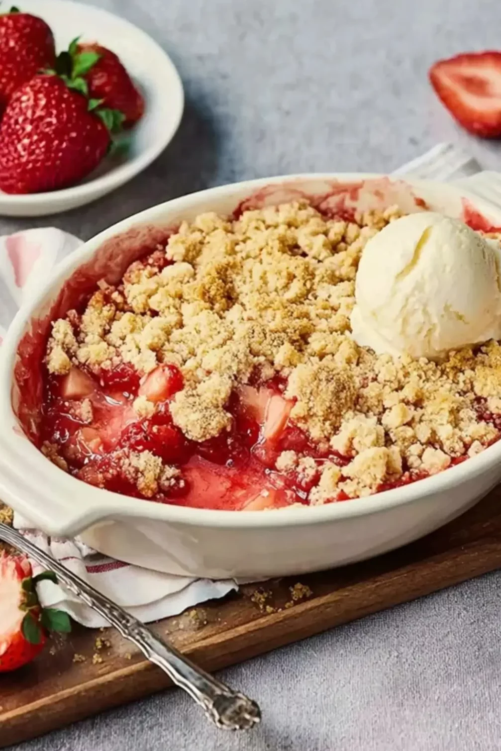 Erdbeer Crumble