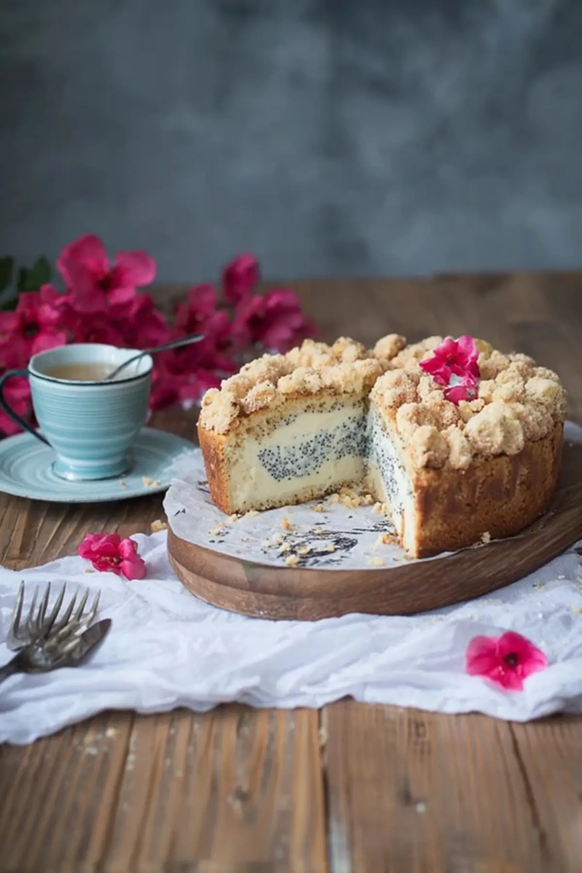 joghurt-mohn-kuchen-cremiger-klassiker-mit-zebramuster-kochkomplizin